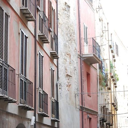 Suite Cagliari -99- Экстерьер фото