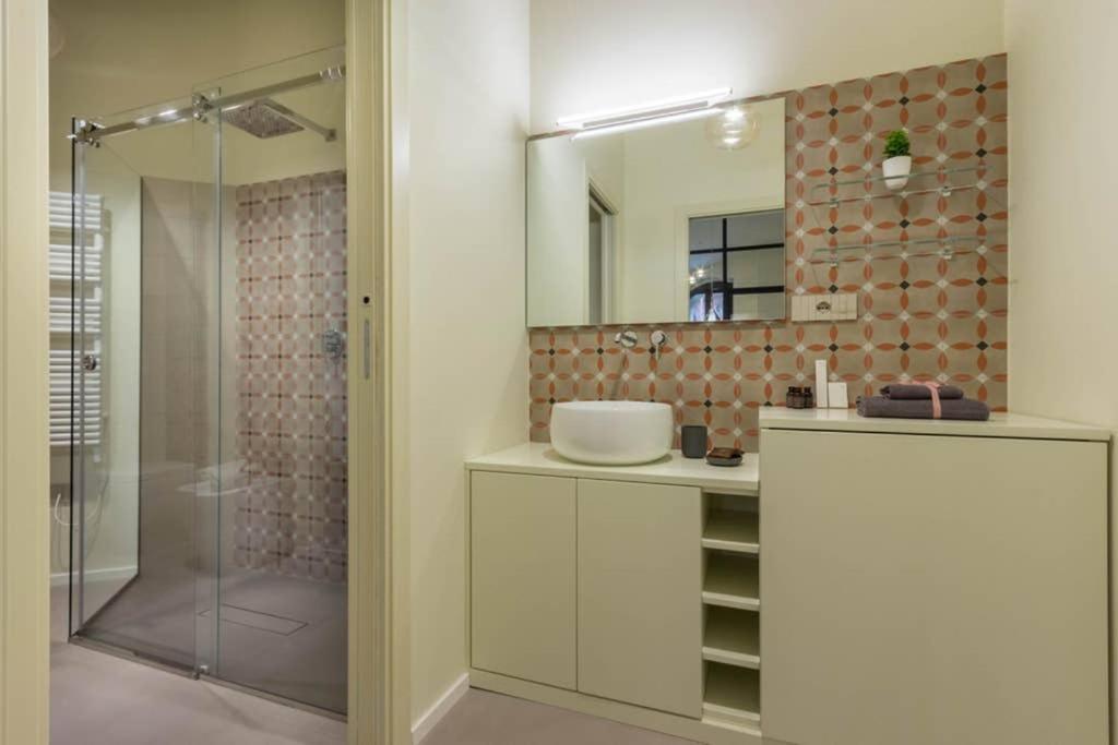 Suite Cagliari -99- Экстерьер фото